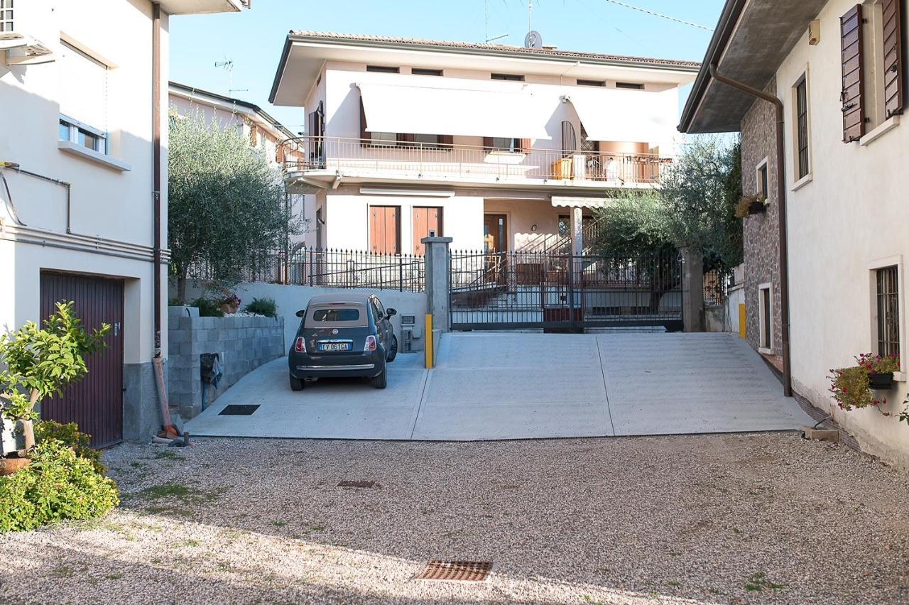 La Casa Di Anna Apartment Domegliara Exterior photo